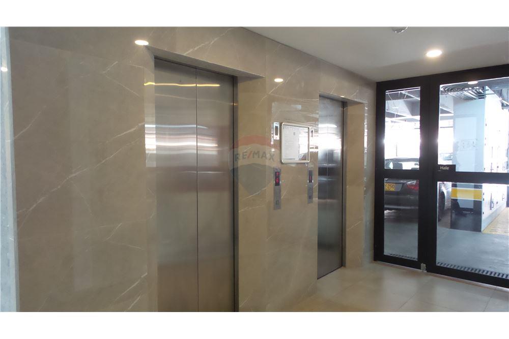 Exclusive Apartment for Sale in Bogotá, Usaquén